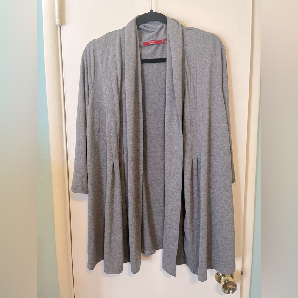 Gray sweater, open front, light weight